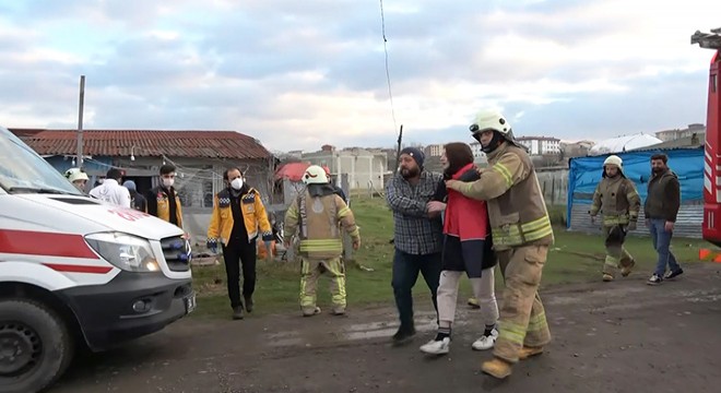 İki kardeş sobayı tutuştururken kendilerini yaktı