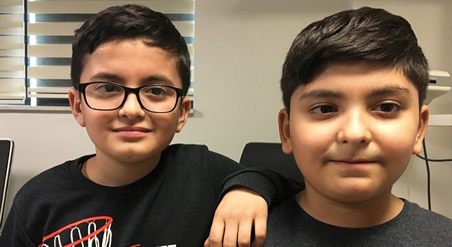 İkizlerin 11 yıllık 'şaşılık' sorunu çözüldü