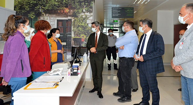 İl Sağlık Müdürü Başıbüyük, Finike Devlet Hastanesi'ni ziyaret etti