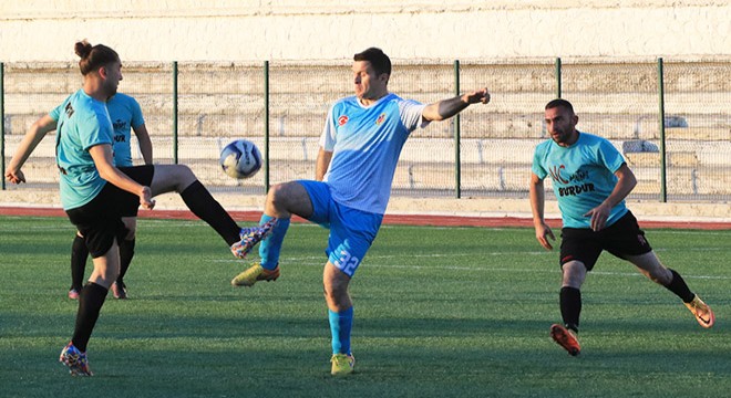 İl Sağlık Müdürlüğü, kurumlar futbolda birinci