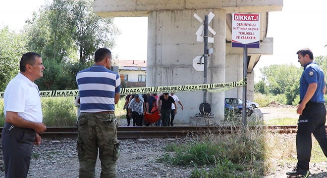 İlaç yazdırmaya giderken raylarda trenin çarptığı kadın öldü