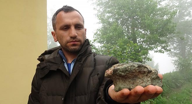 İlginç taş bulan 'gök taşı' diye uzmanına koşuyor