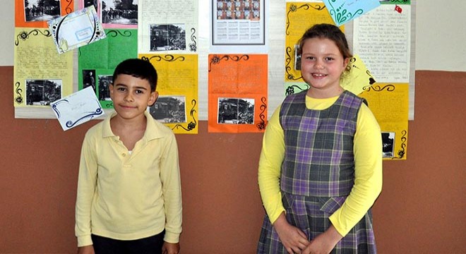 İlkokul öğrencileri, mektupla ilçelerini tanıtıyorlar