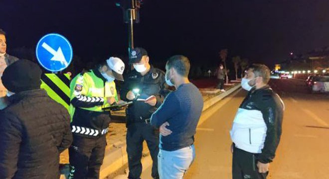İnegöl'de jandarma ve polisten 'huzur ve güven' uygulaması