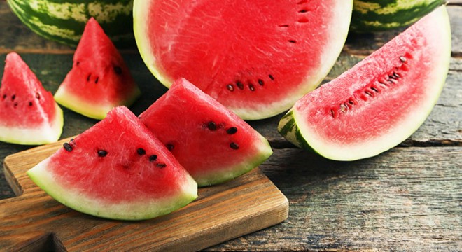 İnegöl'de karpuz hasadı başladı