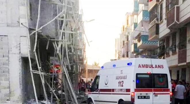 İnşaat iskelesi çöktü, 5 işçi yaralandı
