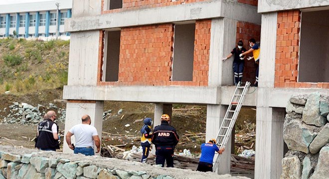 İnşaatın 11'inci katından düşen işçi öldü