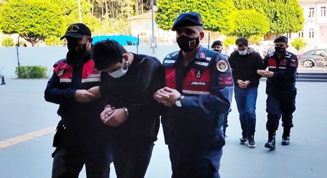 İnşaattan hırsızlık şüphelileri tutuklandı
