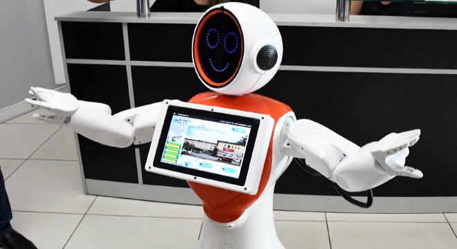 İnsansı robot Mini Ada Kemer'de tanıtıldı