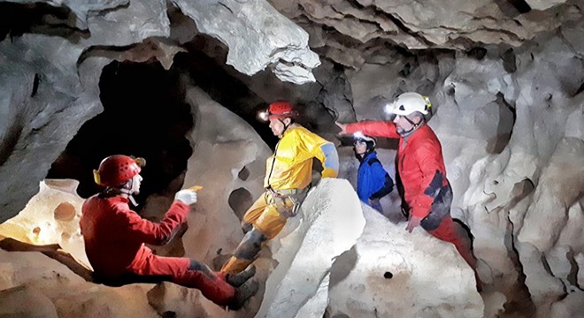 İnsuyu Mağarası'nın gizemli galerileri keşfediliyor