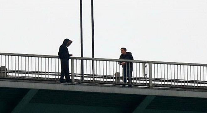 İntihar girişimi FSM trafiğini kilitledi