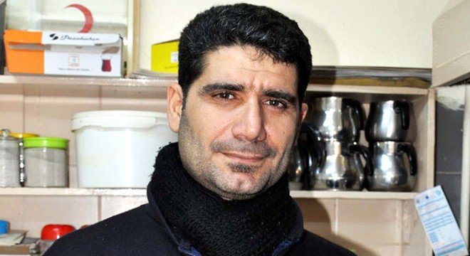 Iraklı çaycı, yolda bulduğu 15 bin TL'yi  sahibine teslim etti