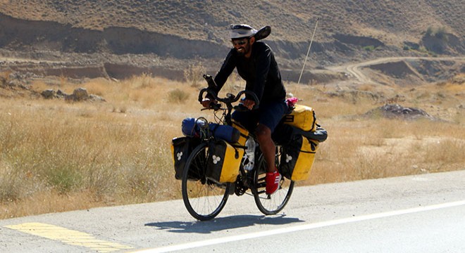 İran'dan yola çıktı, 7 bin kilometre pedal çevirdi