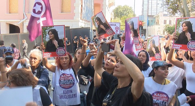 İranlı Mahsa Amini için 'saçtan bayraklı' protesto