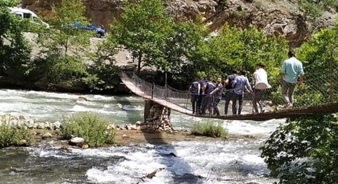 Irmağa düşen 8 yaşındaki Rana, hayatını kaybetti