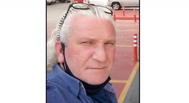 İş arkadaşı tarafından banyoda ölü bulundu