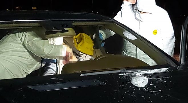 İş insanı otomobilinde ölü bulundu