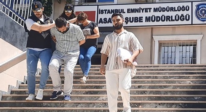 İş yerinin duvarını delerek soydular