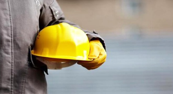 İskeleden düşen inşaat işçisi öldü