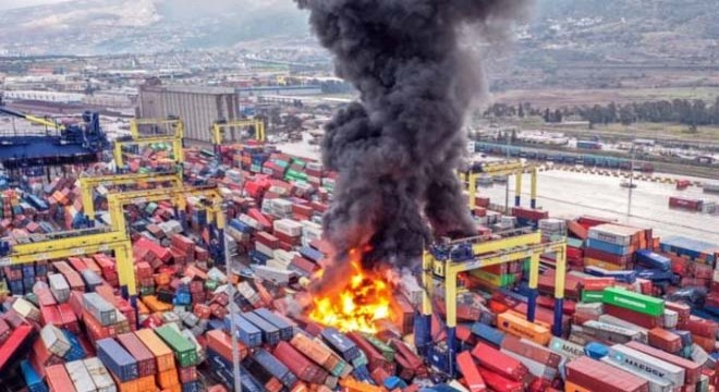 İskenderun Limanı'ndan yangın sürüyor