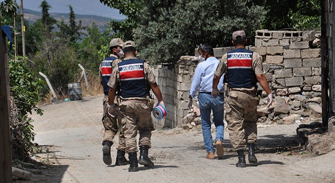 İslahiye'de 49 evde, 175 kişi karantinaya alındı