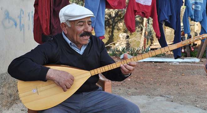 İslahiyeli aşık, koronavirüs için türkü besteledi