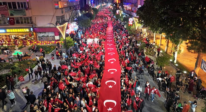 Isparta da Cumhuriyet coşkusu