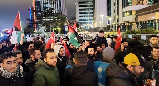 İsrail Başkonsolosluğu önünde protesto