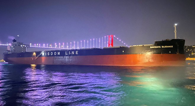 İstanbul Boğazı'ndan gemi arızası