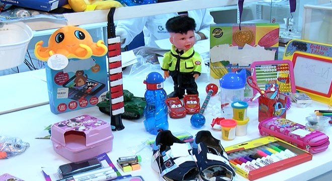 İstanbul'da kırtasiye ürünleri laboratuvarda böyle test ediliyor