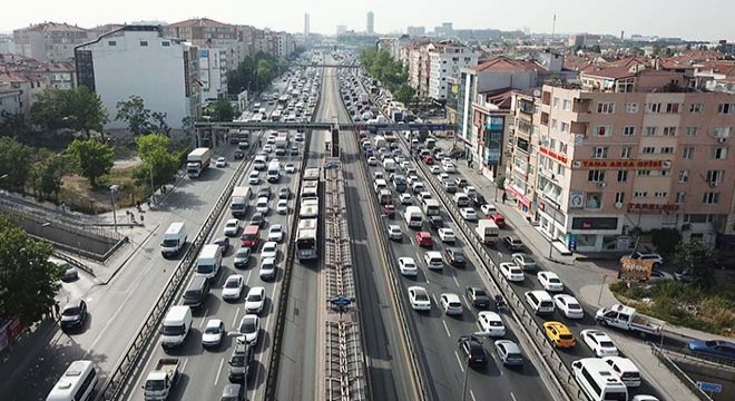İstanbul'da son 2 ayın en yoğun trafiği