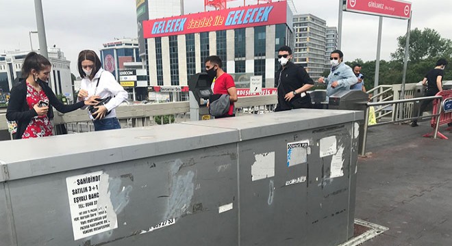 İstanbul'da toplu ulaşımda yoğunluk