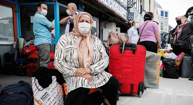 İstanbul'dan onlarca otobüsle çay yolculuğu