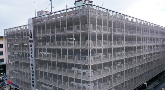 İstanbul’un ilk katlı otoparkı kapatıldı