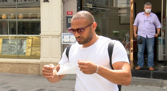 İstiklal Caddesi'nde yine maskesiz dolaştılar