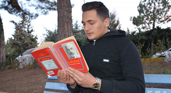 İstiklal Marşı’nı en güzel, liseli Mehmet Akif Ersoy okudu