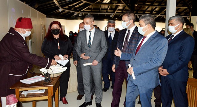 İstiklal Marşı'nın 100'üncü yılında 100 eser