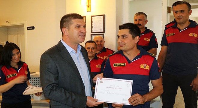 İtfaiyeciler yemekte bir araya geldi