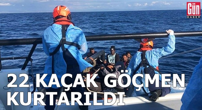 İzmir'de 22 kaçak göçmen kurtarıldı