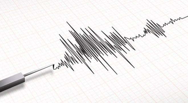 İzmir'de 4.2 büyüklüğünde deprem