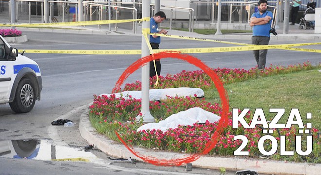 İzmir'de kaza; 2 kişi öldü