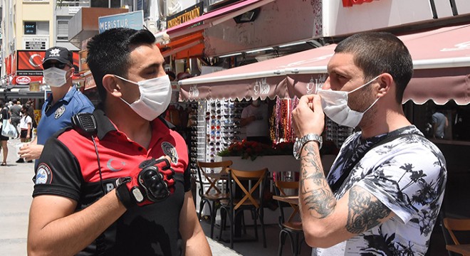 İzmir'de maske denetimi