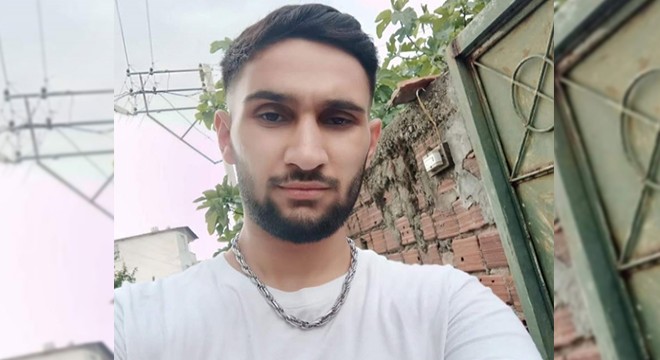 İzmir'de otomobil içinde yüzü bezle sarılmış ceset bulundu