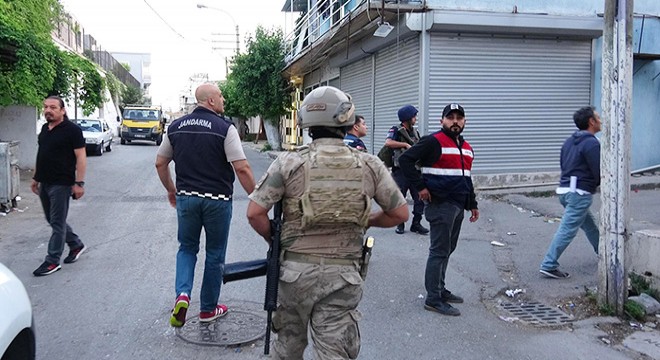 İzmir'de 'yeşil reçete' operasyonu: 25 gözaltı