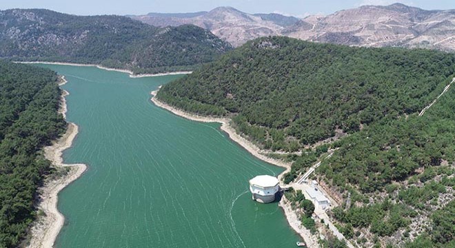 İzmir'in barajları bir günde doldu