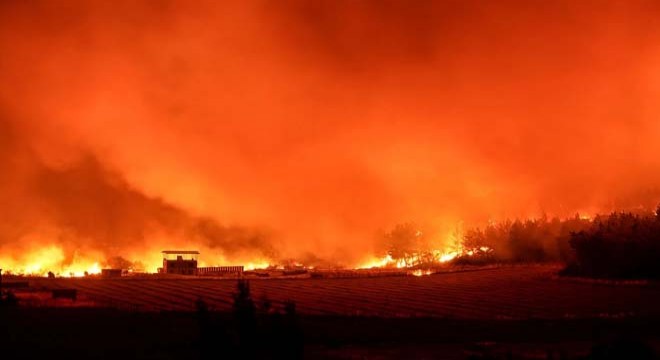 İzmir Çeşme yangını 44,5 saat sonra kontrol altına alındı