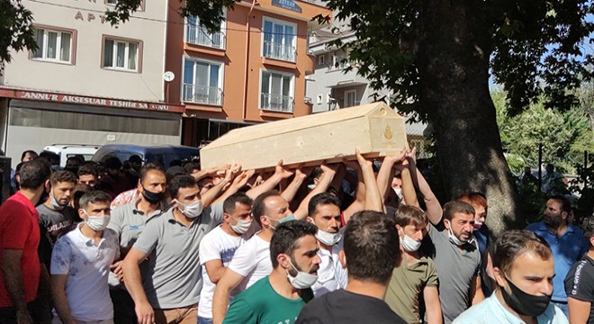 İznik Gölü’nde boğulan amca ve yeğeni toprağa verildi