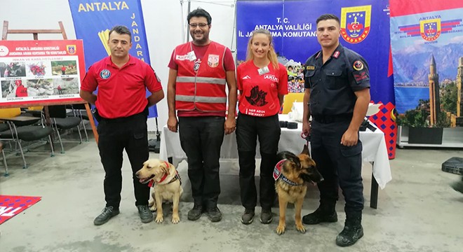 JAK'tan hayvan arama ve kurtarma eğitimi