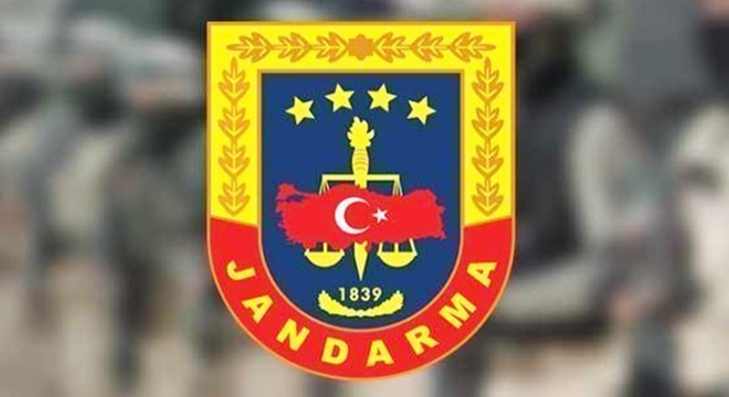 Jandarma hırsızlık şüphelilerini yakalandı