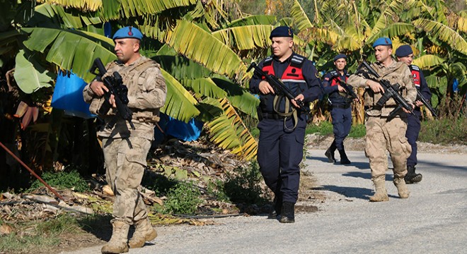 Jandarma komandoların 'narenciye' nöbeti